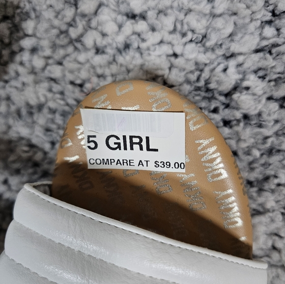 DKNY Sz 5 White Sandals - Picture 2 of 9